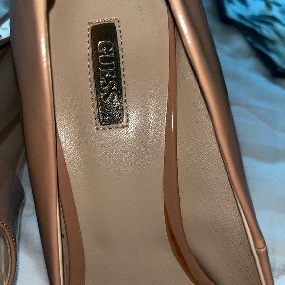 9.5 Guess Women Heels - Tan - Picture 6 of 6